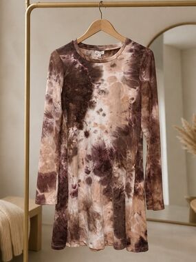 Love Tree Tie-Dye Long Sleeve Swing Dress in Brown and Cream